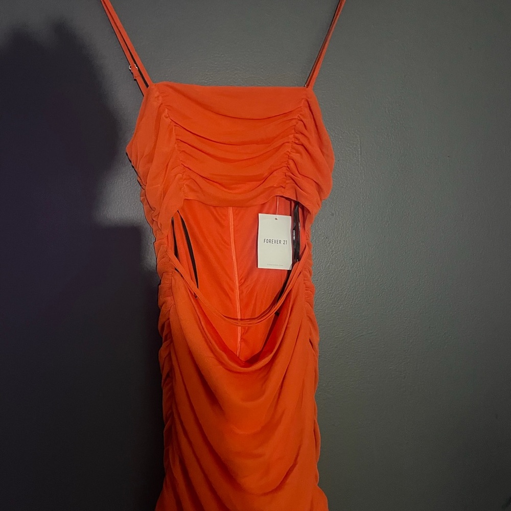 Orange cut out dress from forever 21 brand new!